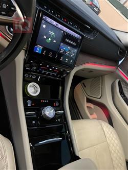 جیپ L گراند شیرۆکی